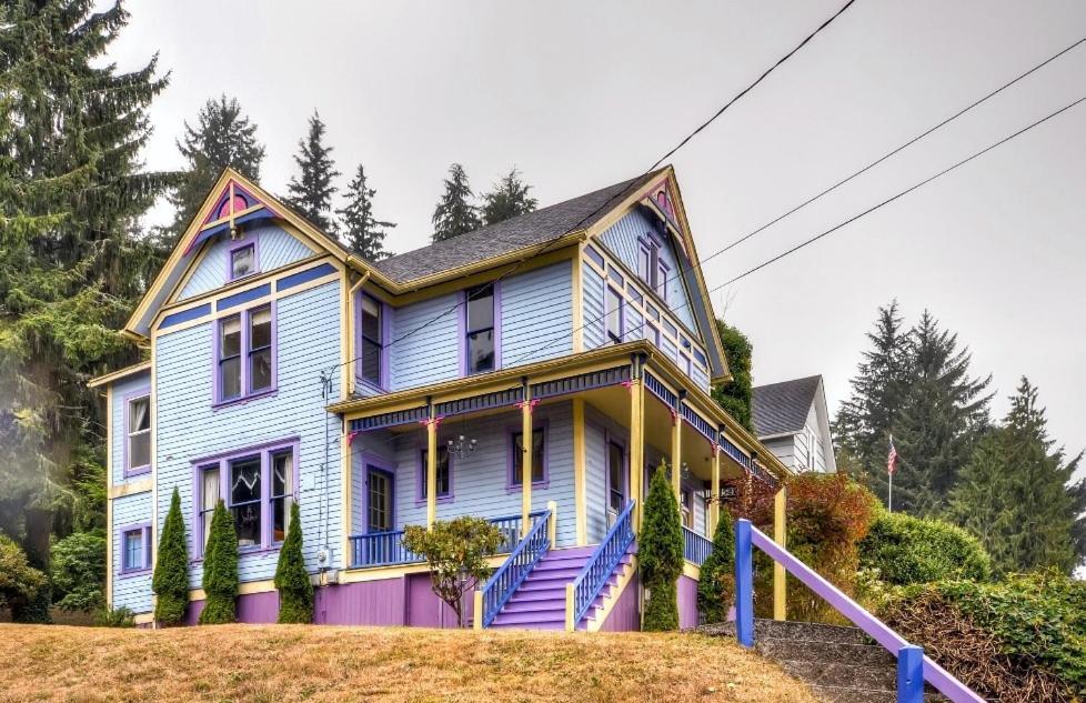 Astoria Painted Lady Historic Apt With River View! Buitenkant foto